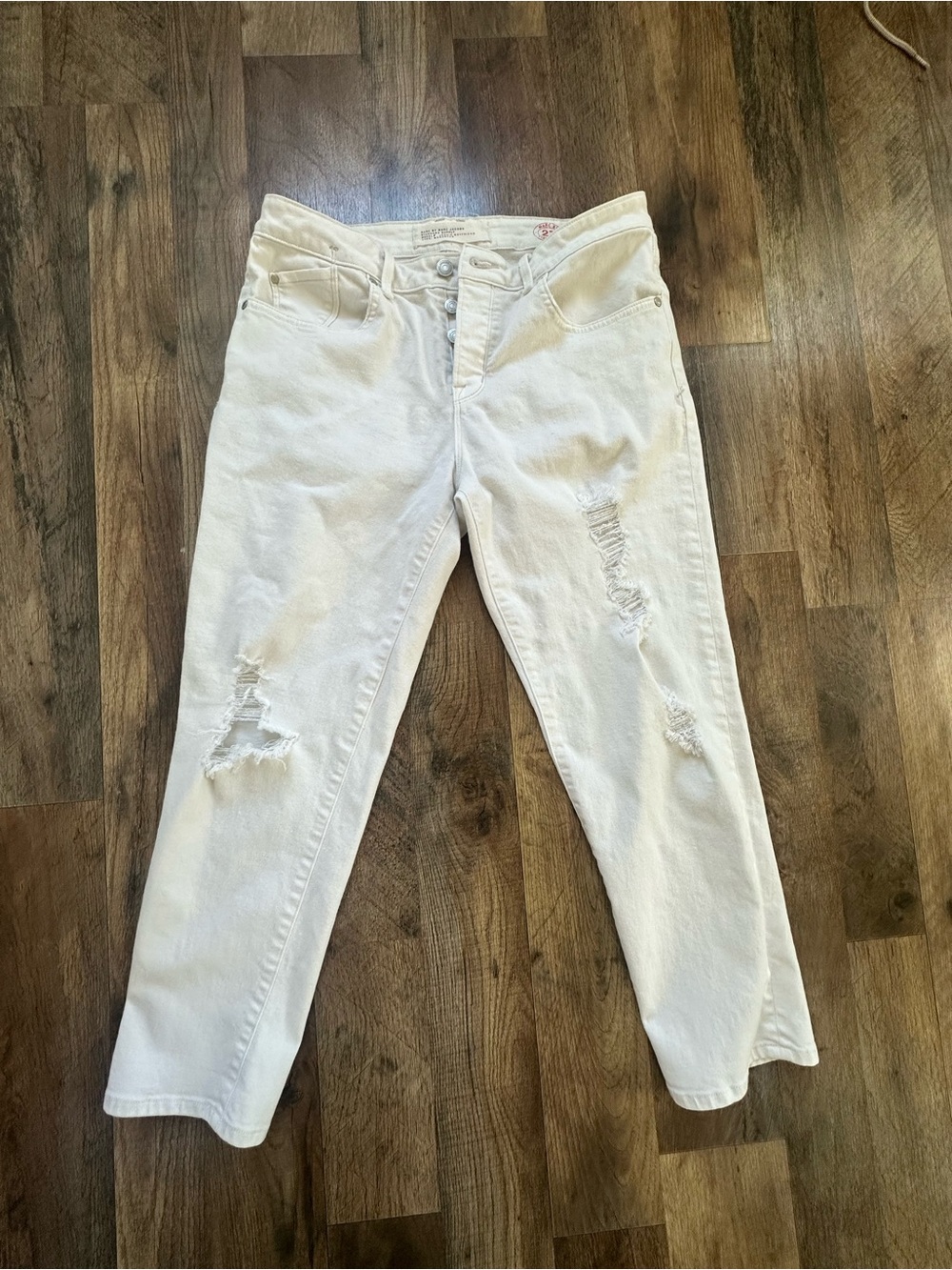 Marc By Marc Jacobs Off-White Jessie Boyfriend Jeans